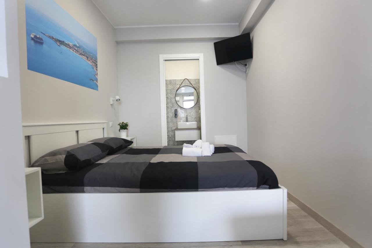 Ag Luxury Rooms จีอาร์ดีนี นักซอส ภายนอก รูปภาพ