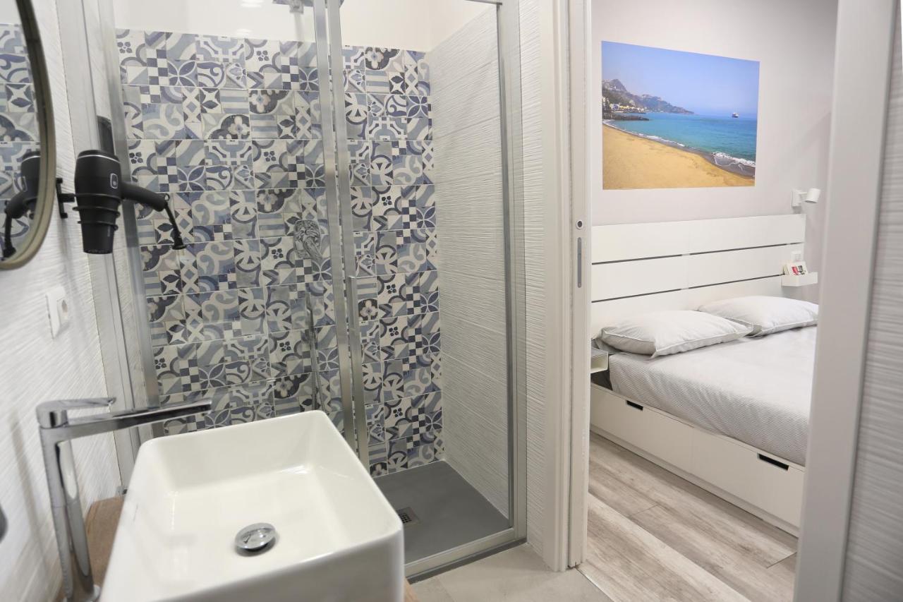 Ag Luxury Rooms จีอาร์ดีนี นักซอส ภายนอก รูปภาพ